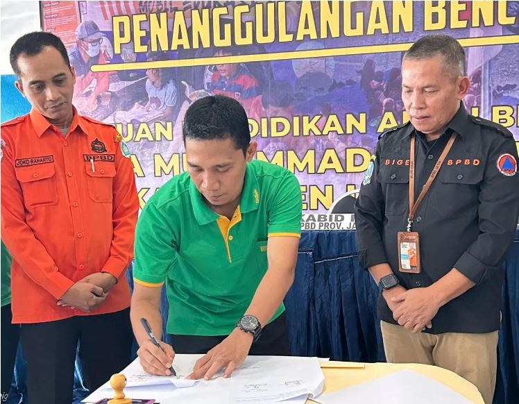 Pastikan Civitas Sekolah Aman, SMAM 1 Babat MoU dengan BPBD Jawa Timur